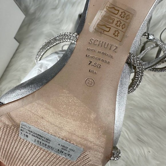 Schutz Carley Sandal in Prata & Cristal - Picture 7 of 8